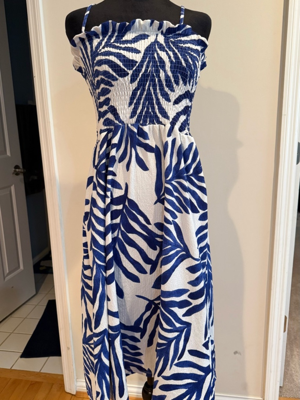 H&M Blue and White Leaf-Print Smocked Maxi Dress